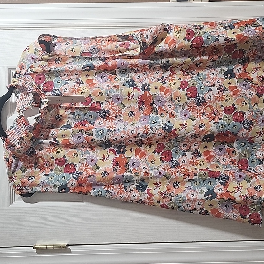 New with tags gorgeous too size 3x